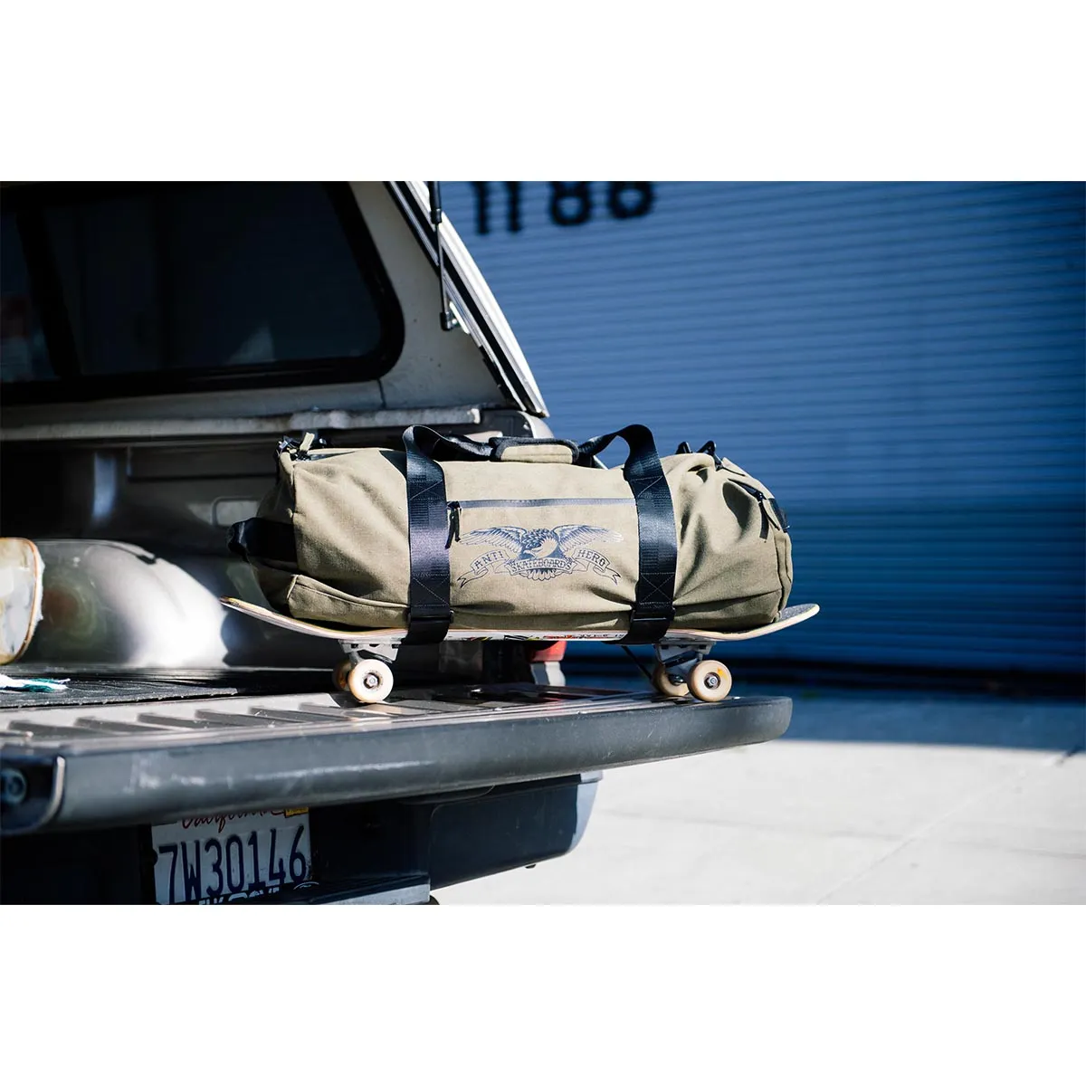 Anti Hero - Eagle Duffel Bag Olive