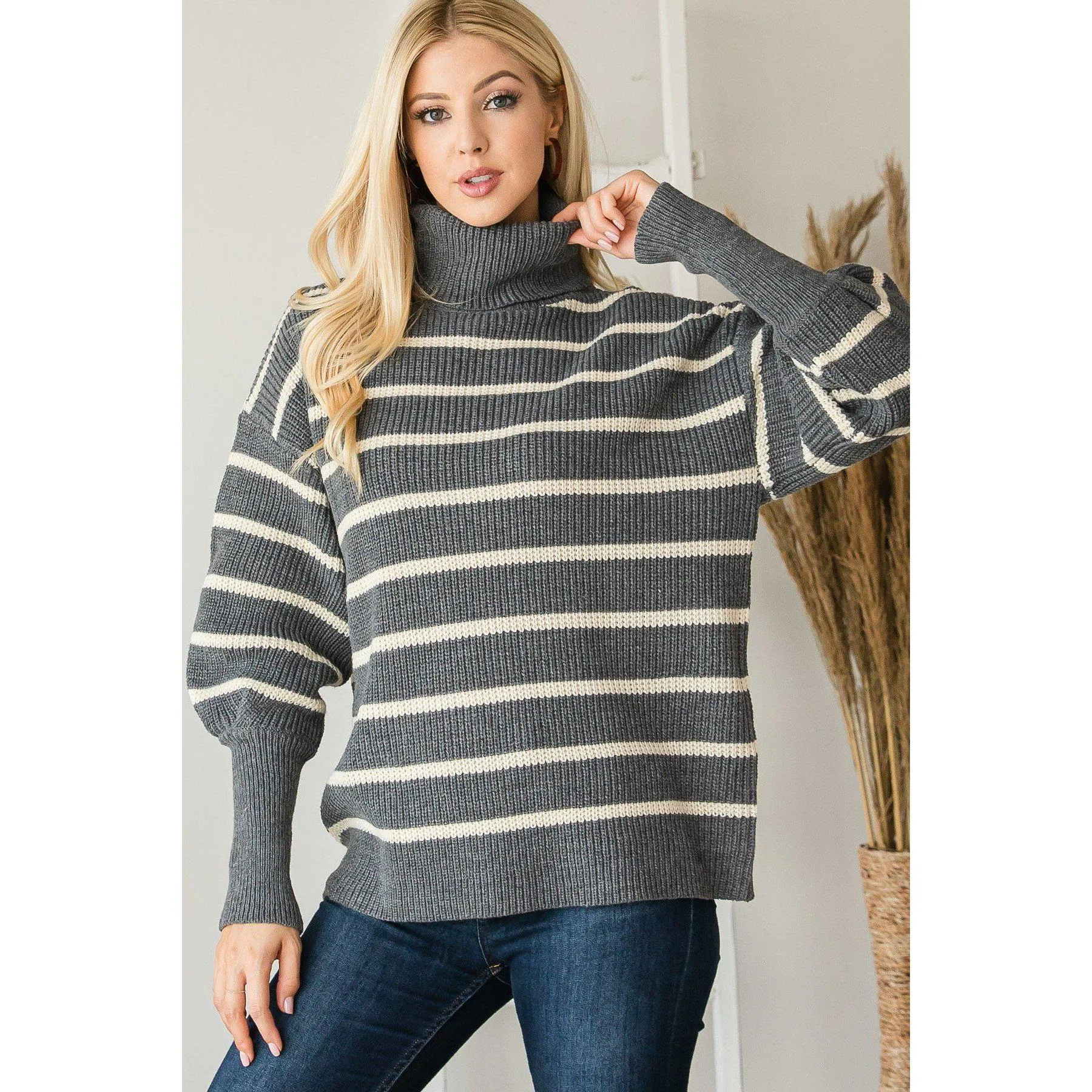 Heavy Knit Striped Turtle Neck Knit Sweater